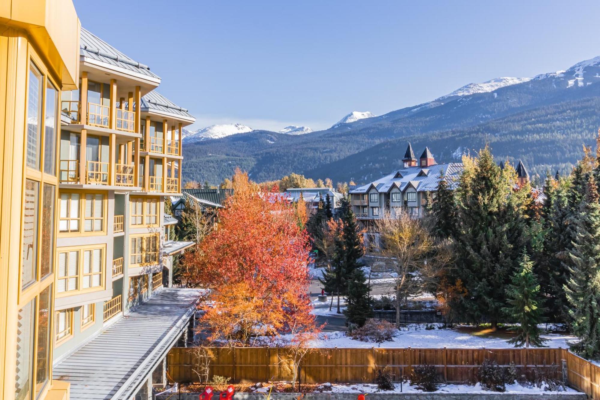 Cascade Lodge Whistler Exterior photo